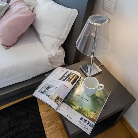 Apartment Joivy Superb Flat For 4 With Balcony Near Centrale Milan