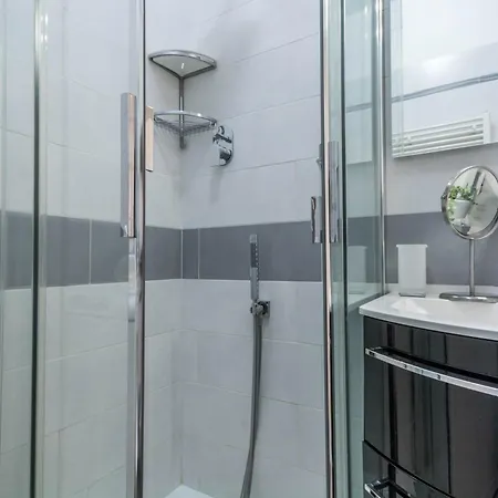 Joivy Superb Flat For 4 With Balcony Near Centrale
